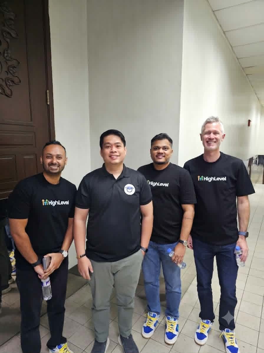 Clive Llora with highlevel founders shaun clark, varun vairavan, and robin alex